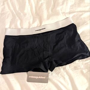 Misguided Midrise Boyshorts Underwear Black & White